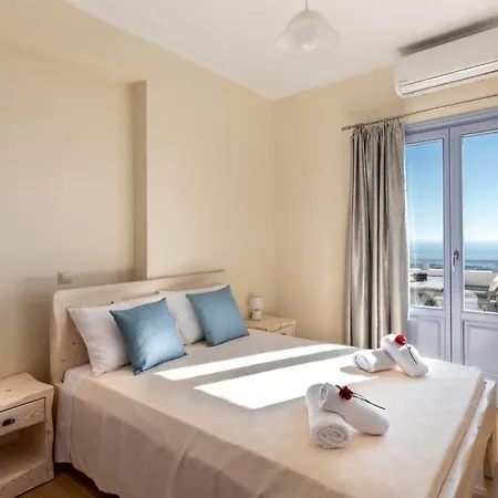 White Orchid Cycladic Apartment *